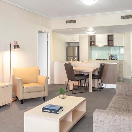 Oaks Brisbane On Charlotte Suites Exterior foto
